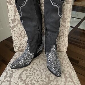 Rhinestone Western Boots. NWOT